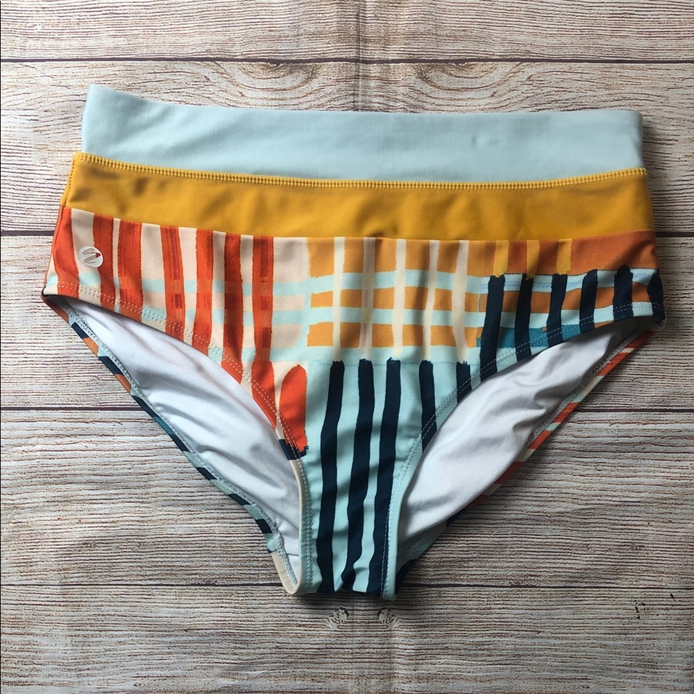 High-Waist Striped Swim Bikini Bottoms - Multicolor